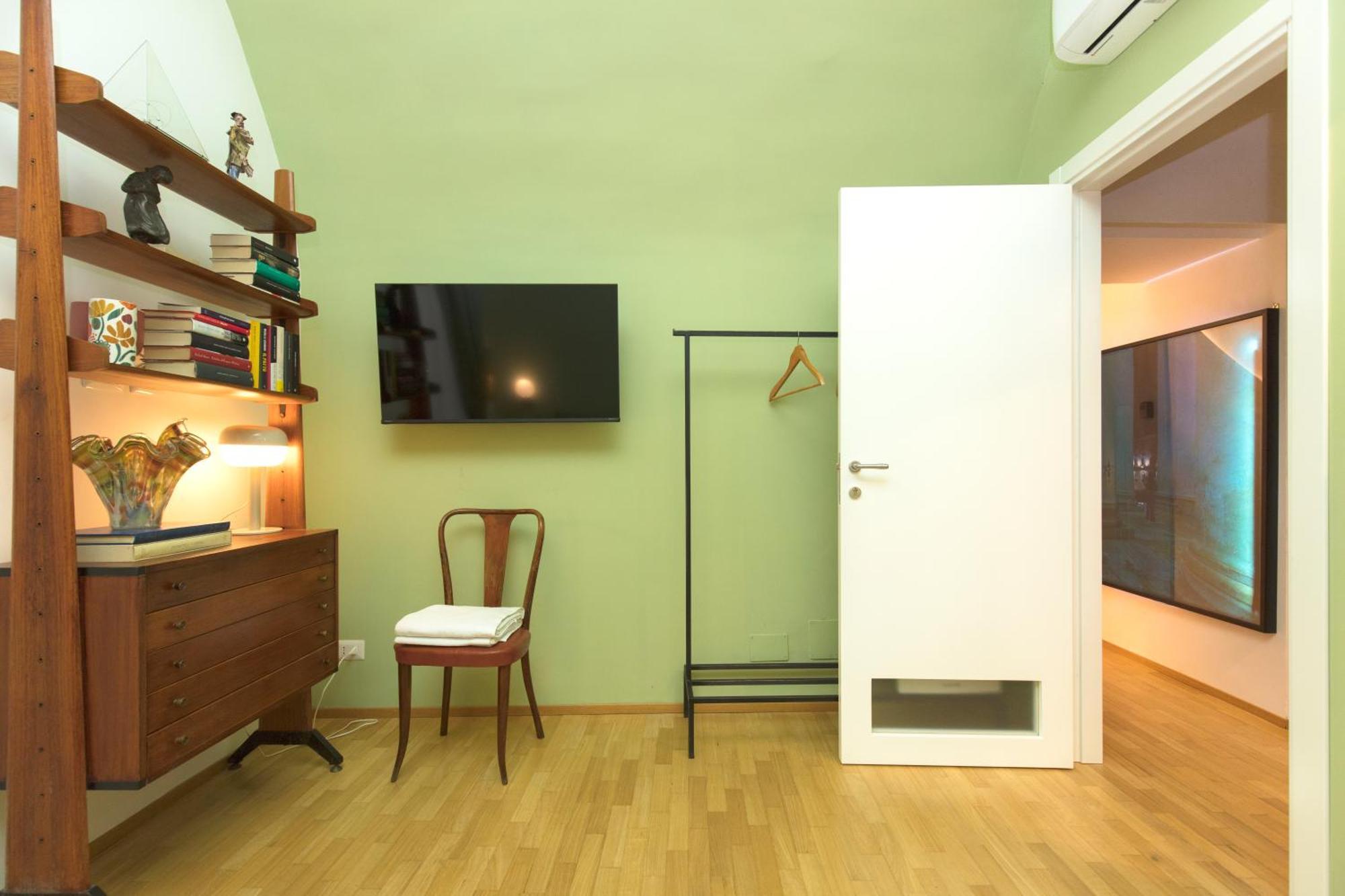 A Casa Nostra Apartment Наполи Екстериор снимка